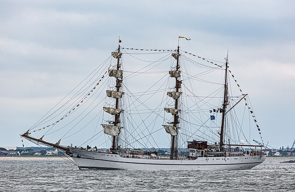 BAE Guayas Training Ship