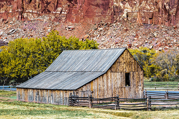 Fruita Barn