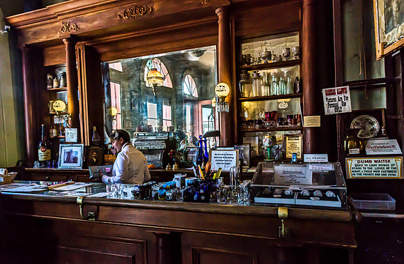 Bartender at Historic Bar