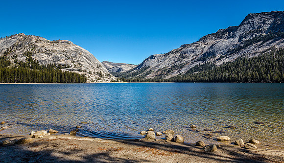 Tenaya Lake Yosemite National Park
